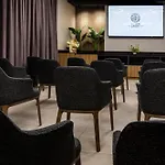 Silver Aparthotel 4*