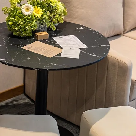 Silver Aparthotel