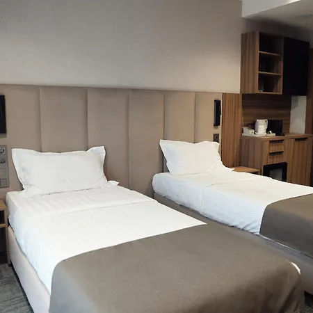 Silver Aparthotel Truskavets