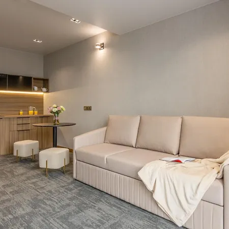 Silver Aparthotel
