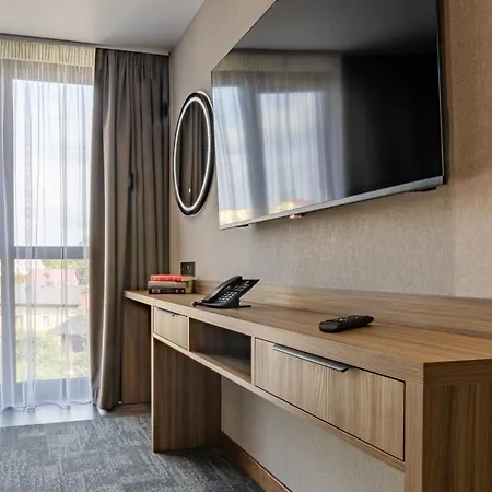 Silver Aparthotel 4*