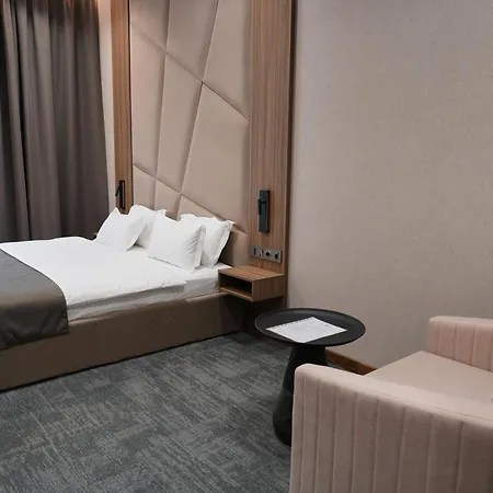 Silver Aparthotel