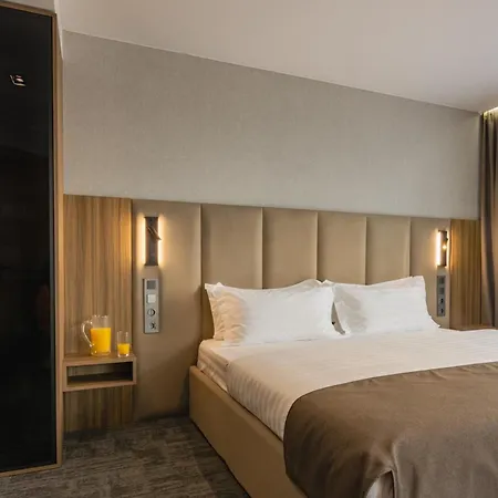 Silver Aparthotel Truskavec