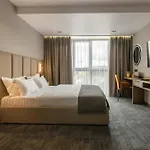 Apart-hotel Silver 4*